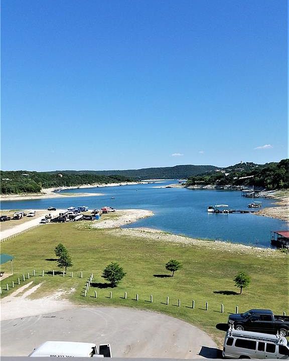 1st image of 10302 Lakeside Dr