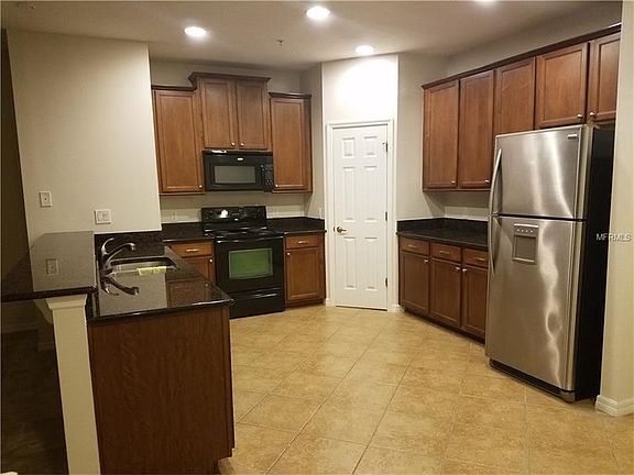 4th image of 608 Pensacola Ln