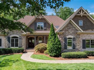 5807 Scotland Oaks Ct, Greensboro, NC 27407
