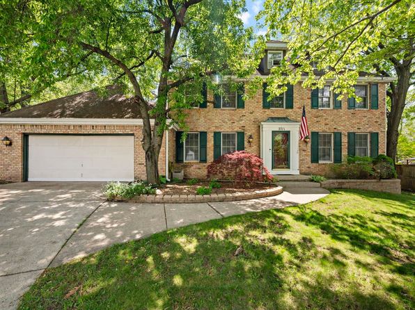 2711 Sleepy Hollow Dr, Lafayette, IN 47904