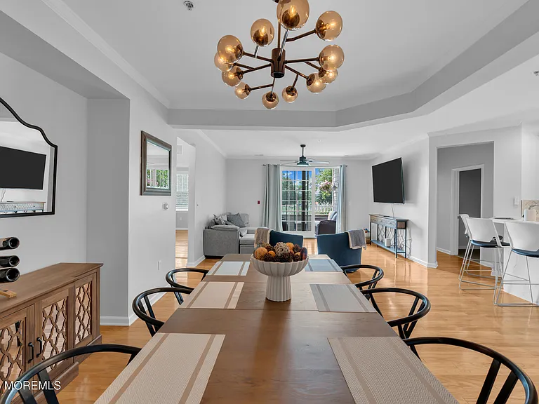 22 Cooper Ave #113 — Photo 8