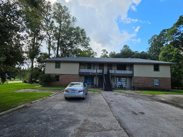 647 Carnation St #4, Slidell, LA 70460