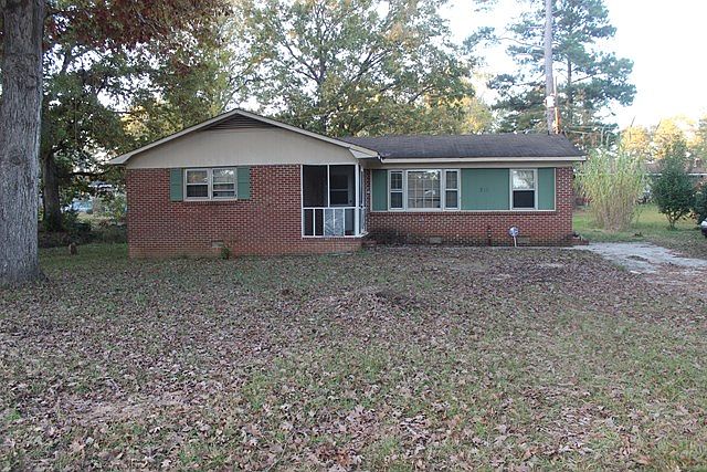 1st image of 315 Windmill Cir