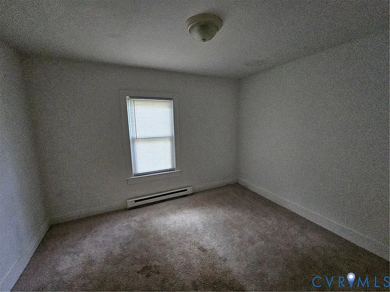 1601 Byron St — Photo 4