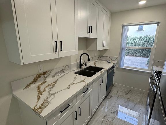 3rd image of 10840 Hortense St APT 9