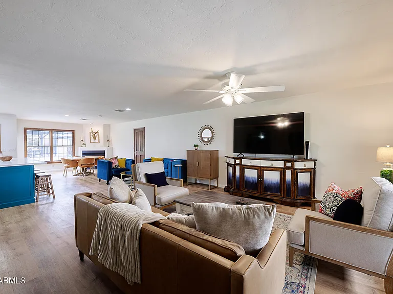 1708 E Montebello Ave — Photo 19