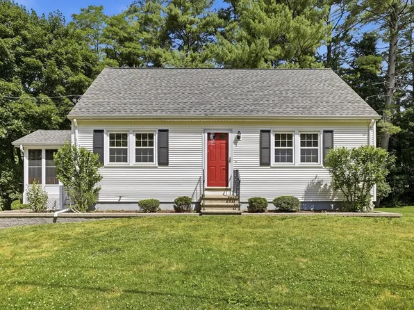 12 Hemlock Rd, Westford, MA 01886