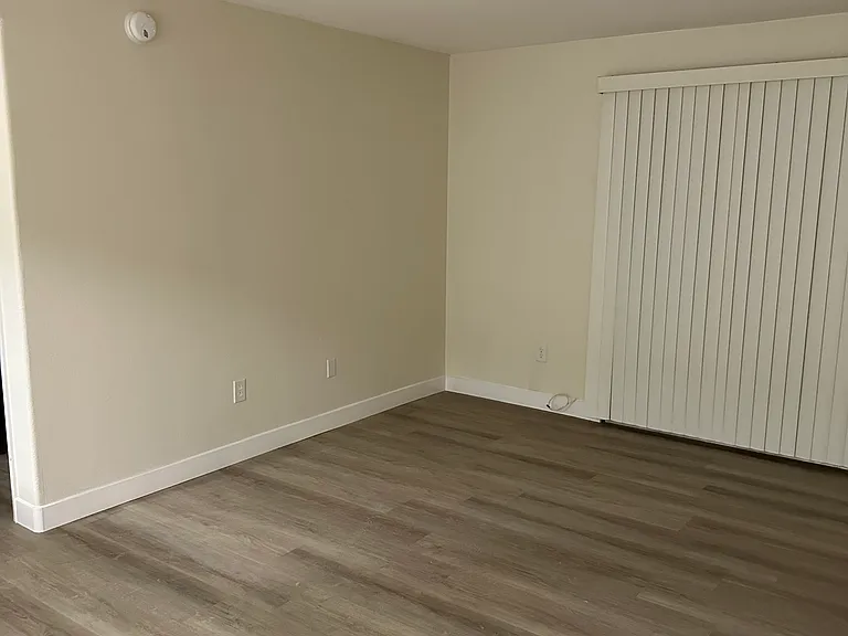 950 Seven Hills Dr #716 — Photo 11