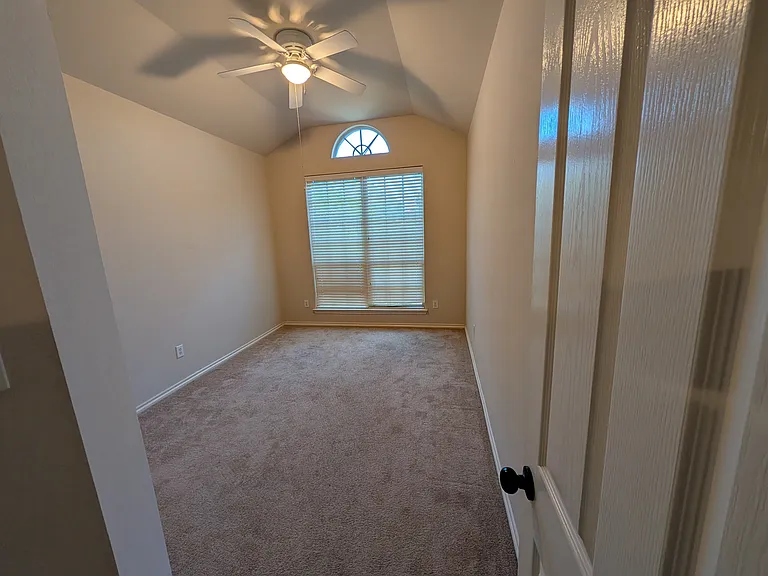 12533 Cottageville Ln — Photo 15