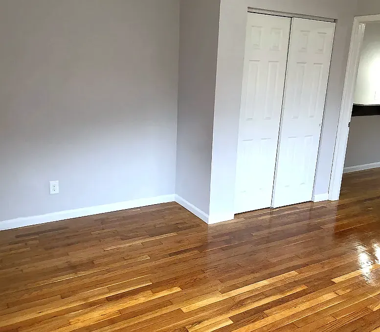 Building Photo - 67 Lincoln Ave #7C