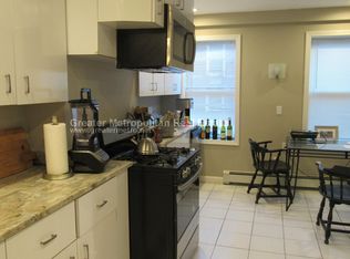 157 Endicott St #A3R, Boston, MA 02113