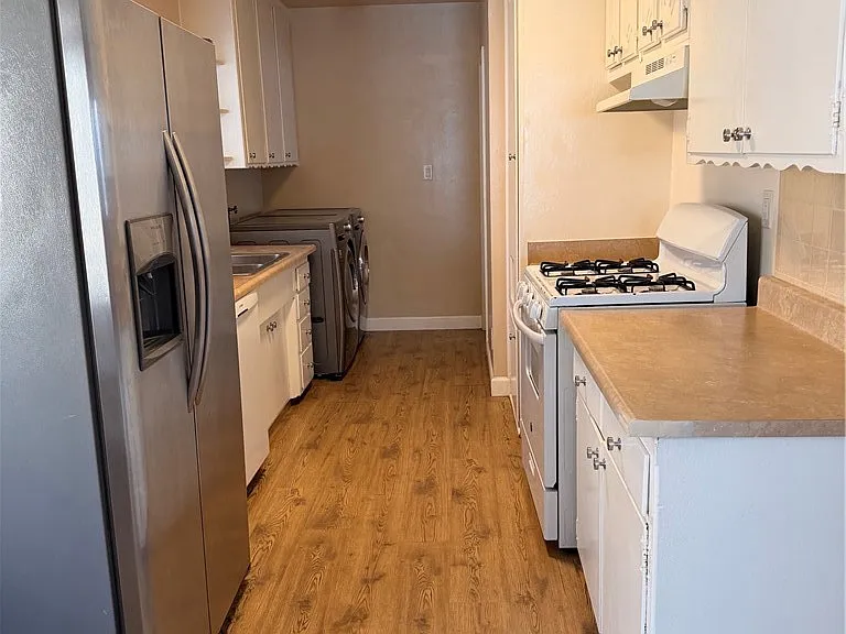 7011 Greeley St — Photo 9