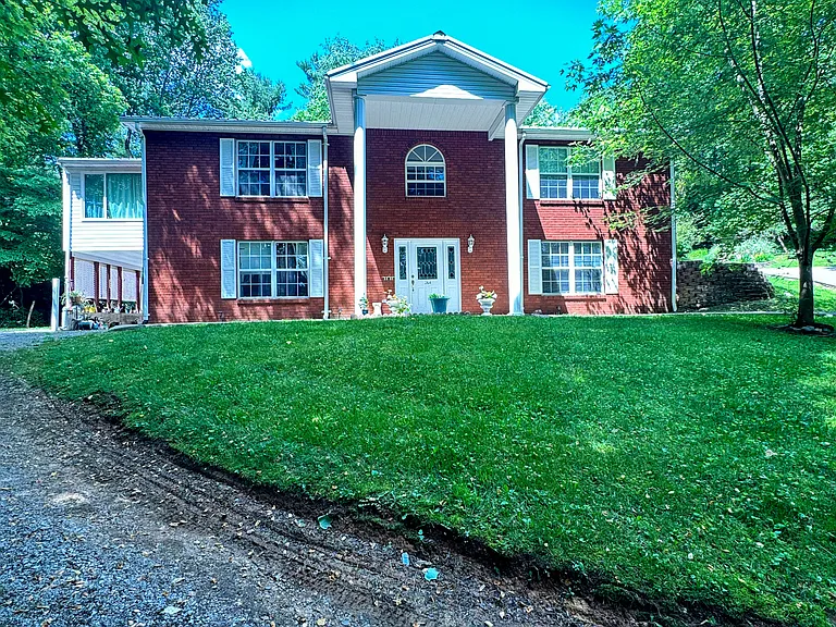 101 Loveless Ln #1 — Photo 1