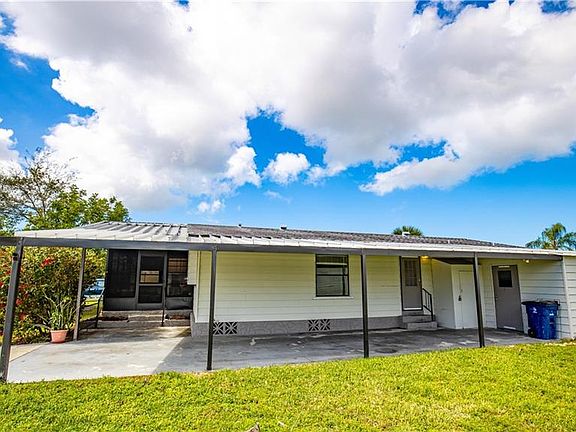 5th image of 26277 Squire Ln