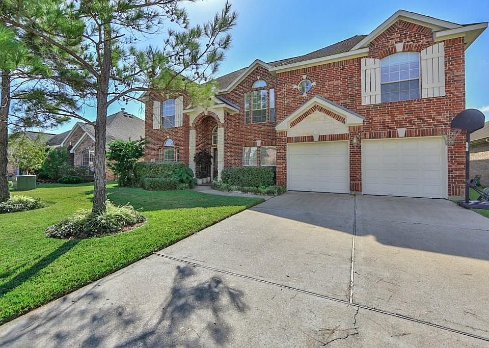 1st image of 23427 Lakewind Park Ln