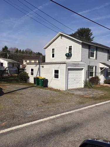 1502 Riverbend Rd Photo 1