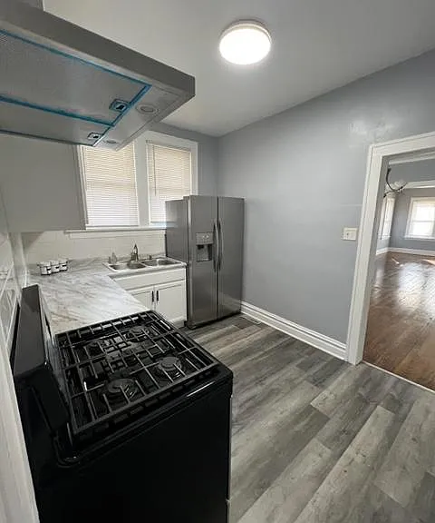 4327 Madison St — Photo 10
