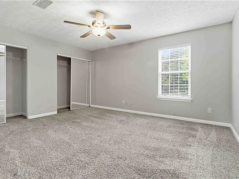 405 Plantation Way — Photo 30