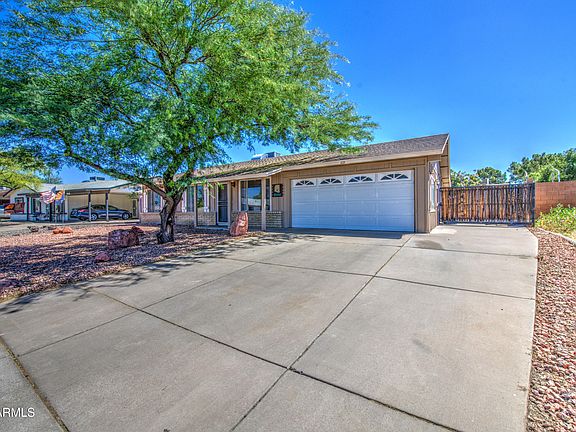 2nd image of 319 N VALENCIA Drive