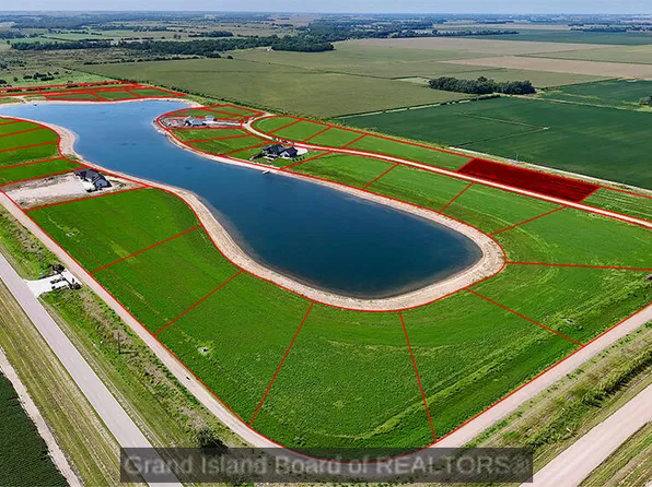 37 Bald Eagle Dr, Chapman, NE 68827