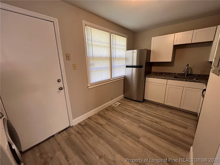2110B Rogers Dr — Photo 11