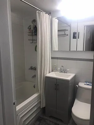 Rented by Sandra Greer Real Estate | media 17