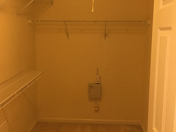 Walk in closet
