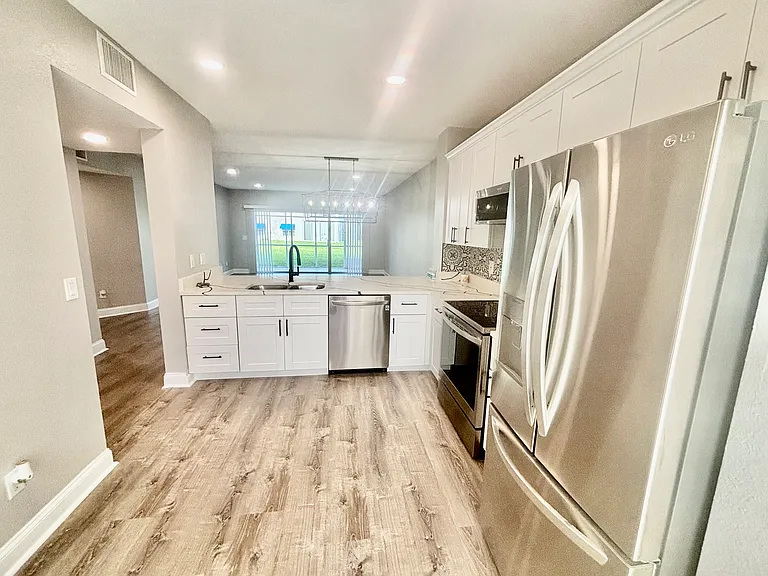11510 Shipwatch Dr #1372 — Photo 5