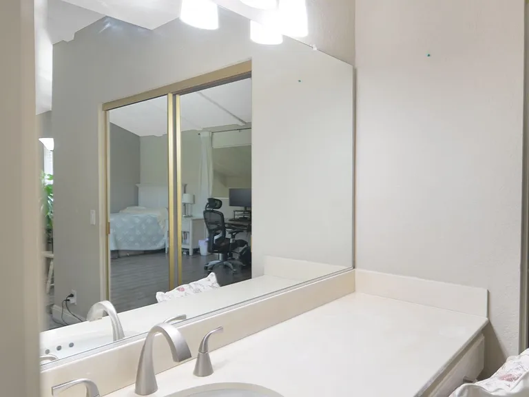 902 Creekside Dr — Photo 18