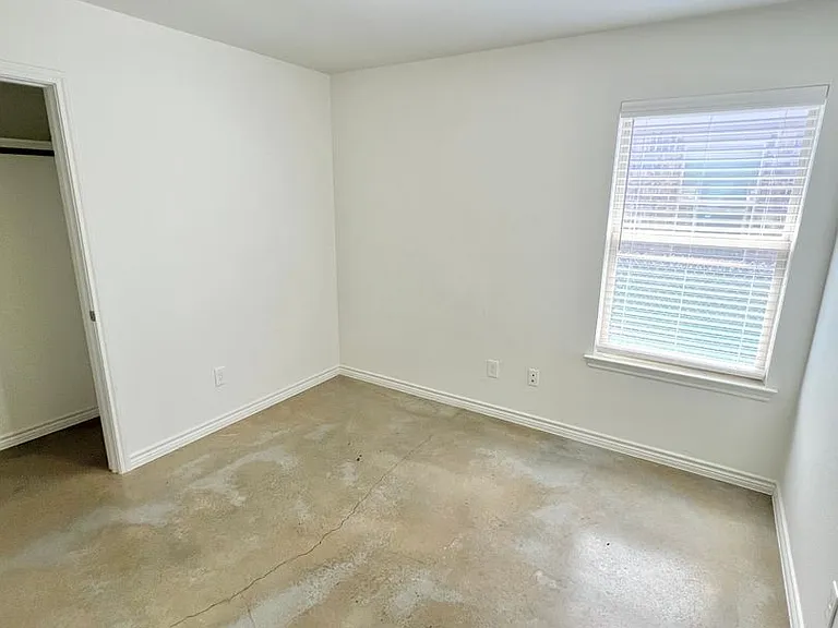 6013 Amelia Earhart Blvd #A — Photo 10