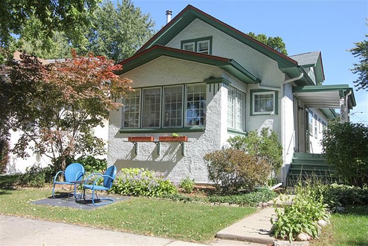 1st image of 828 N Taylor Ave