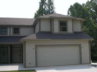 10 Oak Ridge Dr, Morgantown, WV