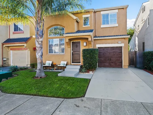 2430 Bramble Way, Santa Rosa, CA 95403