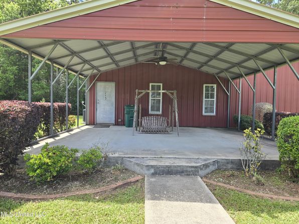 24443 N Benville Rd, Picayune, MS 39466