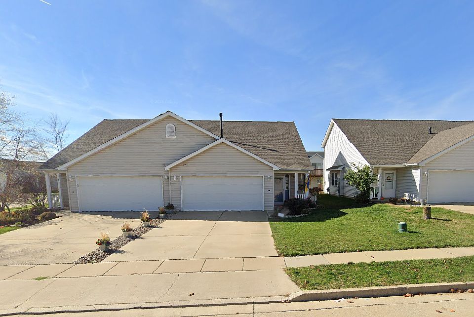 1st image of 60 Oak Park Rd