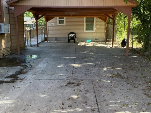 863 Steves Ave #201, San Antonio, TX 78210