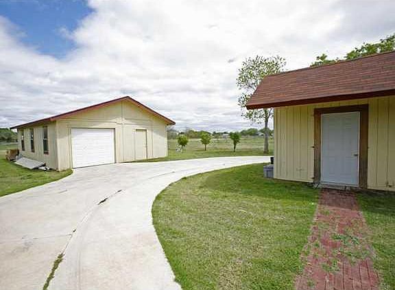 3rd image of 16510 Decker Creek Dr
