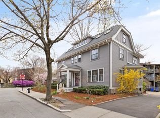 12 Toxteth St, Brookline, MA 02445