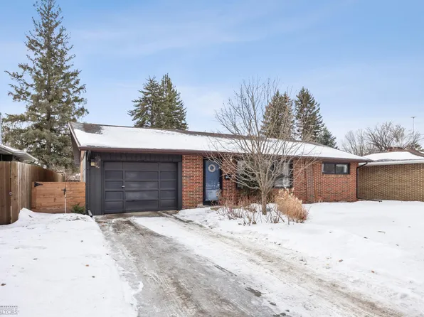 1331 14th Ave S, Moorhead, MN 56560