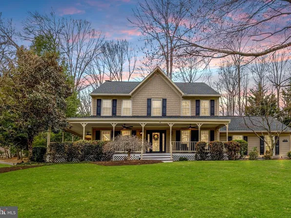 2818 Center Ridge Dr, Oakton, VA 22124