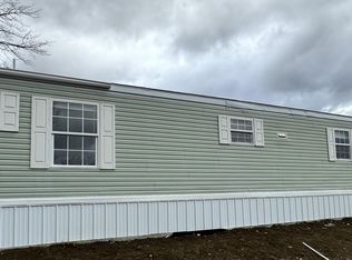 14 Denny Dr, Dexter, ME 04930