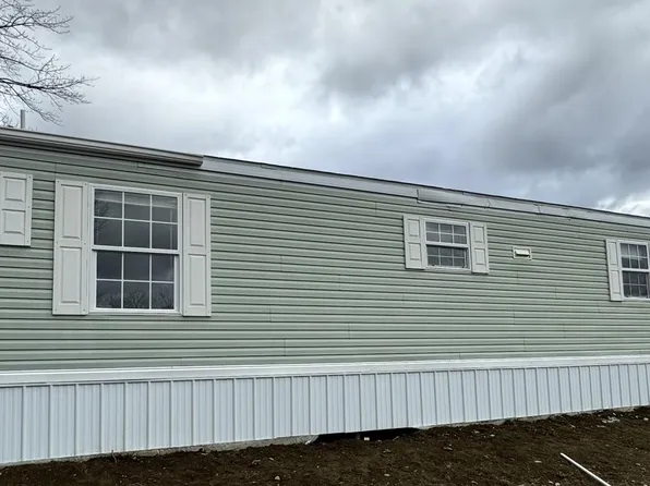 14 Denny Drive Drive, Dexter, ME 04930