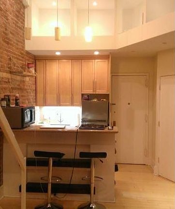 2nd image of 56 Pierrepont St APT 4