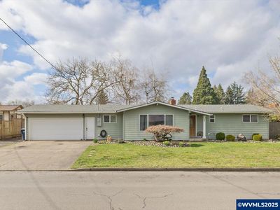520 Sacre Ln N, Monmouth, OR, 97361