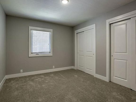 5th image of 119 N 41st St APT 4