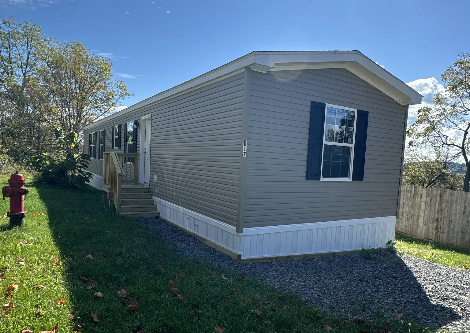 60 Carl Ave photo 1