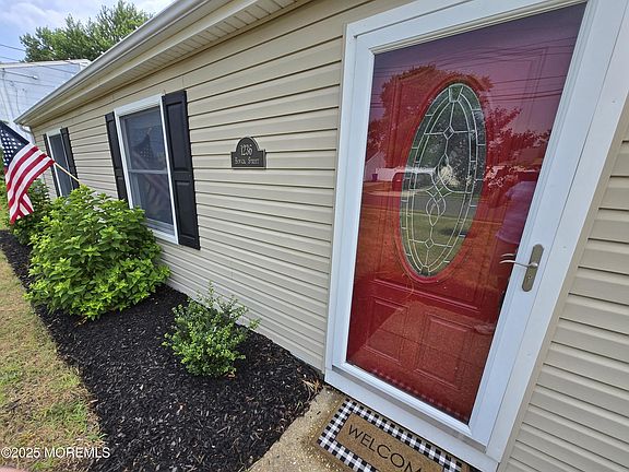3rd image of 1236 Bewick Street
