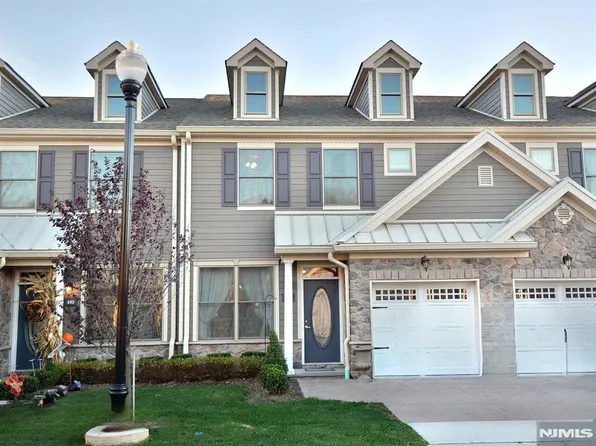 402 Whitney Ln, Allendale, NJ 07401