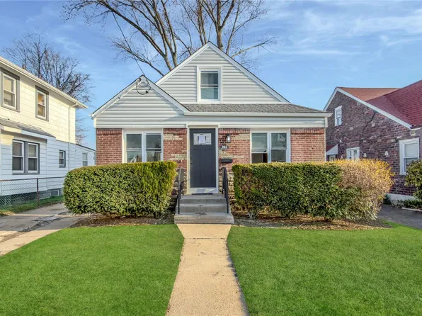 224 Windsor Parkway, Hempstead, NY 11550