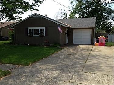 1st image of 223 Vivian Dr